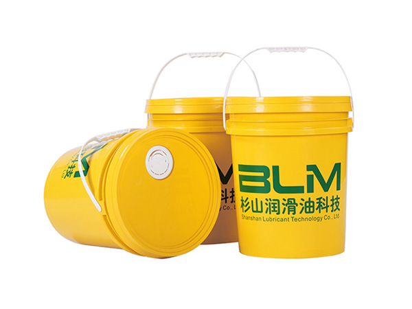 高品质润滑油对发动机的养护有重要作用